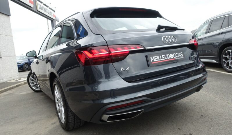 AUDI A4 AVANT 30 TDI MHEV S-TRONIC complet