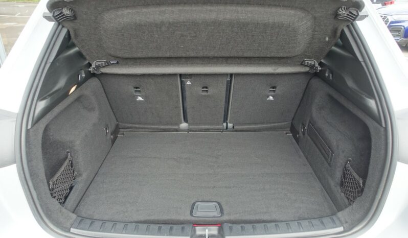 MERCEDES CLASSE GLA 250 E HYBRIDE RECHARGEABLE 262 CH AMG-LINE complet