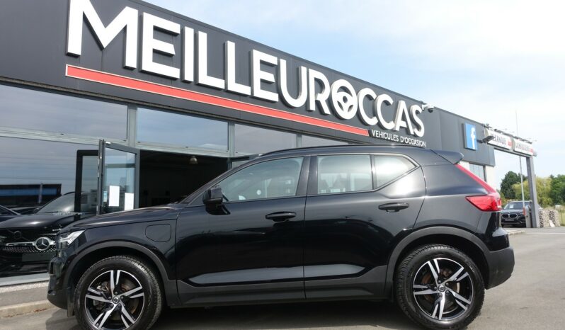 VOLVO XC 40 T4 HYBRIDE RECHARGEABLE GEARTRONIC 211 CH R-DESIGN complet