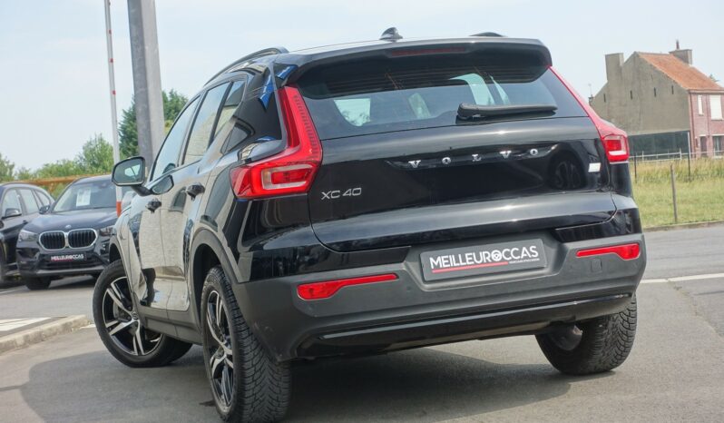 VOLVO XC 40 T4 HYBRIDE RECHARGEABLE GEARTRONIC 211 CH R-DESIGN complet