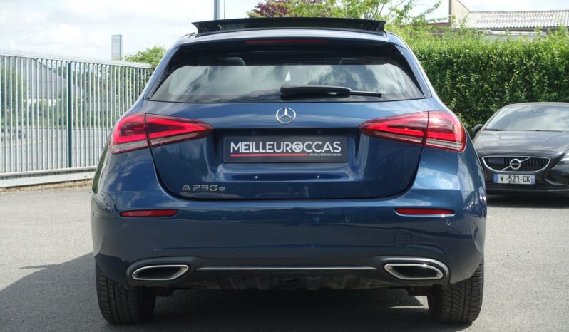 MERCEDES CLASSE A 250 E 8G-DCT 218 CH HYBRIDE RECHARGEABLE complet