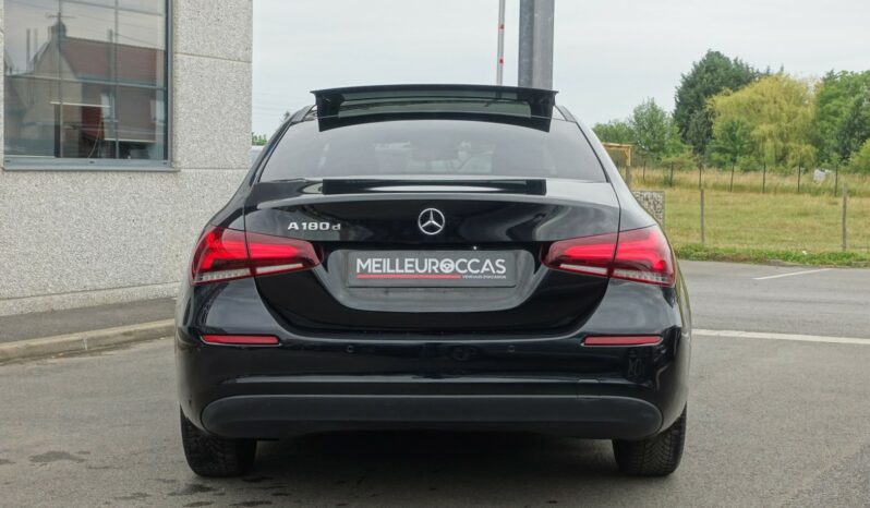 MERCEDES CLASSE A BERLINE 180d DCT complet