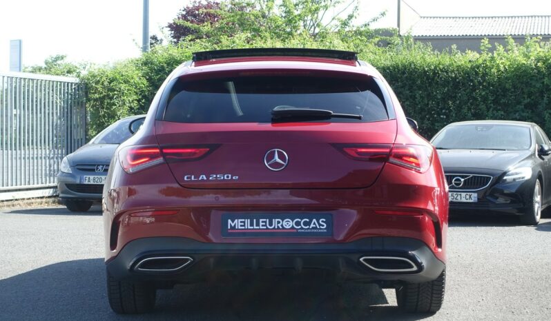 MERCEDES CLA 250 E 8G-DCT SHOOTING BRAKE 218 CH HYBRIDE RECHARGEABLE  AMG-LINE complet