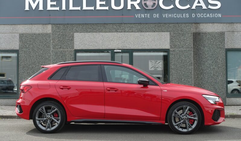 AUDI A3 SPORTBACK 45 COMPETITION TFSI E TRON S-TRONIC 245 CH HYBRIDE RECHARGEABLE  S-LINE complet