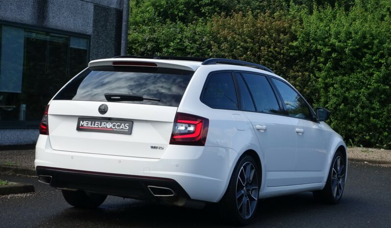 SKODA OCTAVIA COMBI 2.0 TDI DSG RS 184 CH ( break ) complet