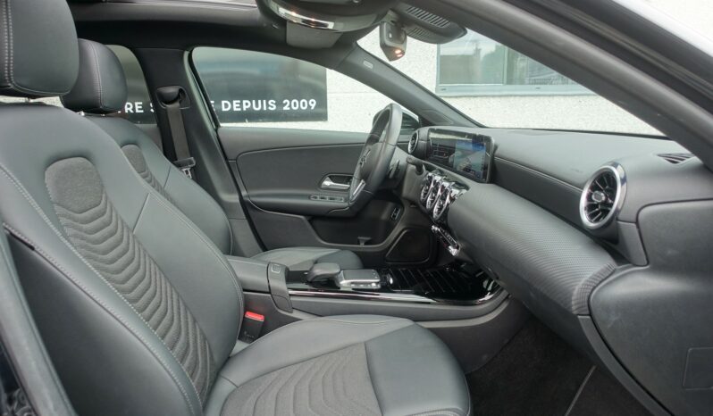 MERCEDES CLASSE A BERLINE 180d DCT complet
