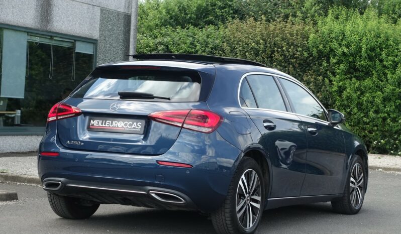 MERCEDES CLASSE A 250 E 8G-DCT 218 CH HYBRIDE RECHARGEABLE complet