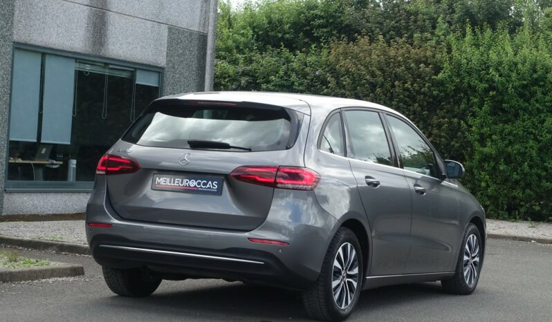 NOUVELLE MERCEDES CLASSE B 180 complet