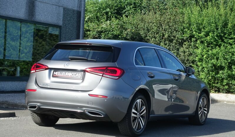 MERCEDES CLASSE A 250 E 8G-DCT 218 CH HYBRIDE RECHARGEABLE complet