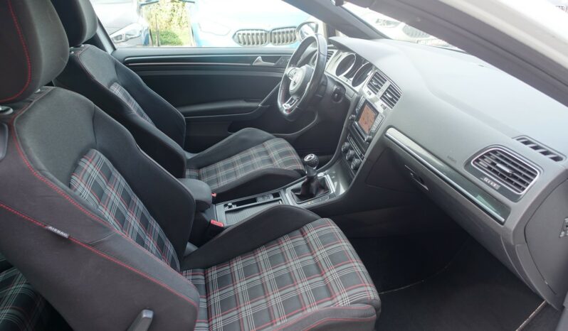 VOLKSWAGEN GOLF VII 2.0 GTI 220 CH complet