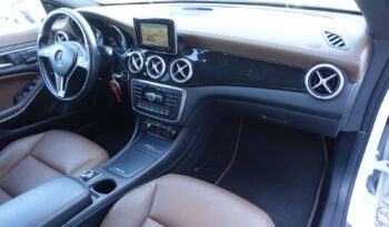MERCEDES CLASSE CLA 200 BERLINE 7G-Dct complet