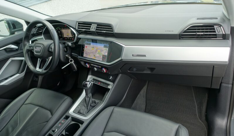 AUDI Q3 45 TFSI E S-TRONIC 245 CH HYBRIDE RECHARGEABLE complet