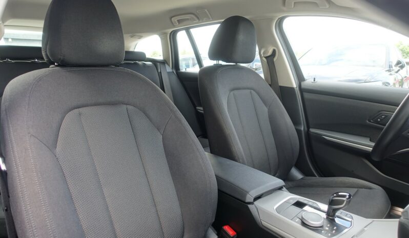 BMW 318 DA TOURING SERIE 3 BVA complet