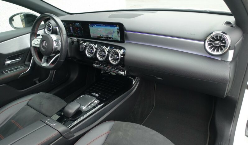 MERCEDES CLASSE A 250 E EQ POWER HYBRIDE 8G-DCT AMG-LINE complet