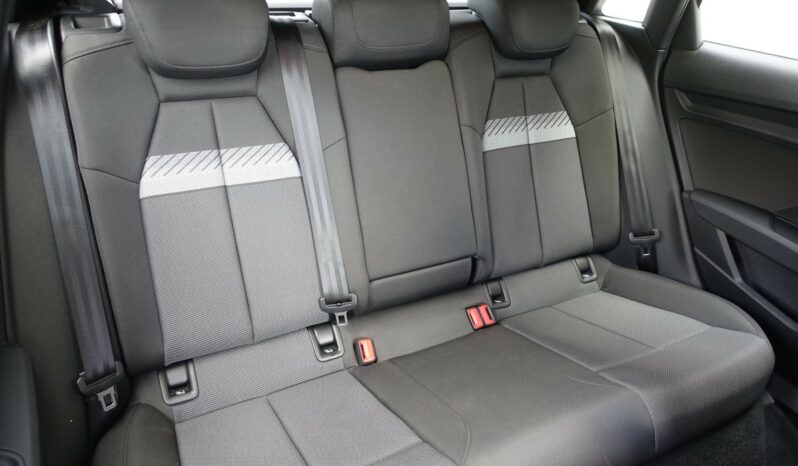 AUDI A3 SPORTBACK 45 COMPETITION TFSI E TRON S-TRONIC 245 CH HYBRIDE RECHARGEABLE  S-LINE complet