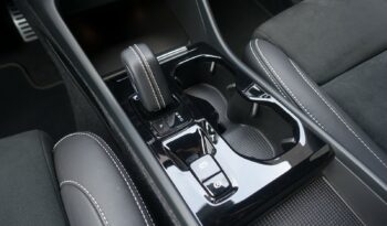 VOLVO XC 40 T4 HYBRIDE RECHARGEABLE GEARTRONIC 211 CH R-DESIGN complet