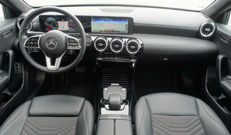 MERCEDES CLASSE A BERLINE 180d DCT complet