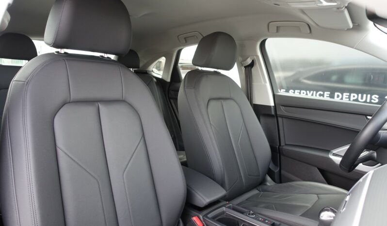 AUDI Q3 45 TFSI E S-TRONIC 245 CH HYBRIDE RECHARGEABLE complet