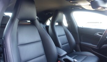 MERCEDES CLASSE CLA 220 D BERLINE 7G-DCT 163 CH complet
