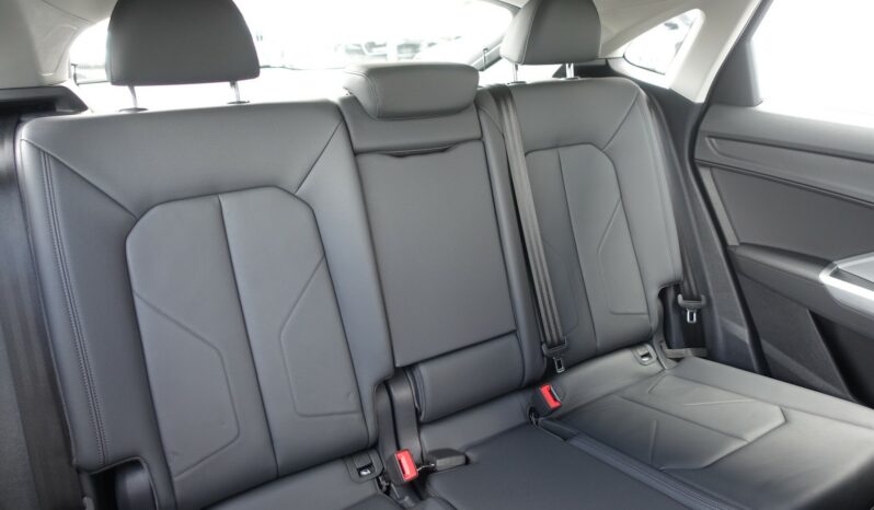 AUDI Q3 45 TFSI E S-TRONIC 245 CH HYBRIDE RECHARGEABLE complet