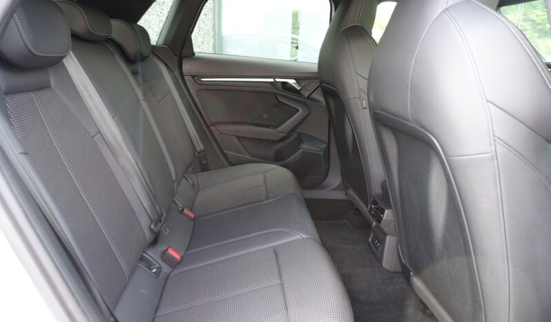 AUDI A3 SPORTBACK 45 COMPETITION TFSI E TRON S-TRONIC 245 CH HYBRIDE RECHARGEABLE  S-LINE complet