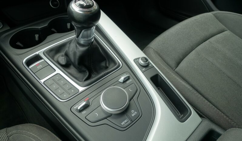 AUDI A4 AVANT 2.0L TDI complet