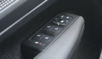 VOLVO XC 40 T4 HYBRIDE RECHARGEABLE GEARTRONIC 211 CH R-DESIGN complet