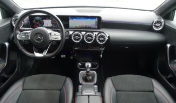 MERCEDES CLASSE A 180d AMG-LINE complet