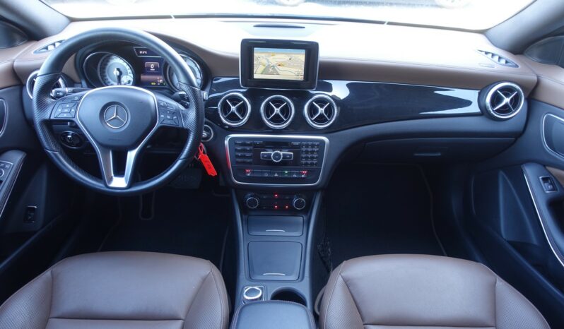 MERCEDES CLASSE CLA 200 BERLINE 7G-Dct complet