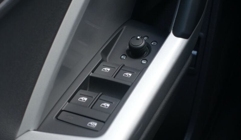 AUDI Q3 SPORTBACK 45 TFSI E S-TRONIC 245 CH HYBRIDE RECHARGEABLE complet