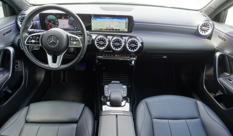 MERCEDES CLASSE A 250 E 8G-DCT 218 CH HYBRIDE RECHARGEABLE complet