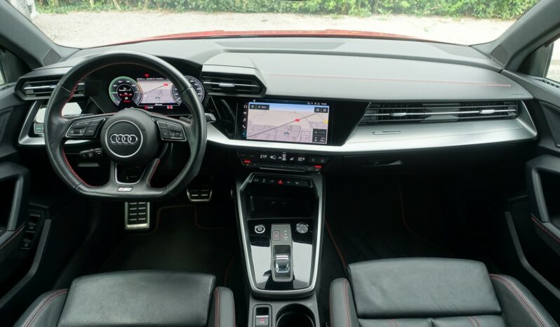 AUDI A3 SPORTBACK 45 COMPETITION TFSI E TRON S-TRONIC 245 CH HYBRIDE RECHARGEABLE  S-LINE complet
