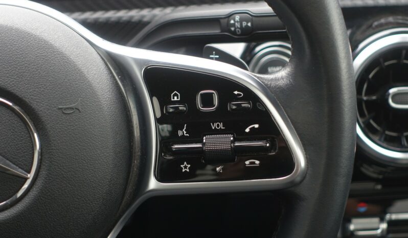 MERCEDES CLASSE A BERLINE 180d DCT complet