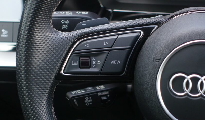 AUDI A3 SPORTBACK 45 COMPETITION TFSI E TRON S-TRONIC 245 CH HYBRIDE RECHARGEABLE  S-LINE complet
