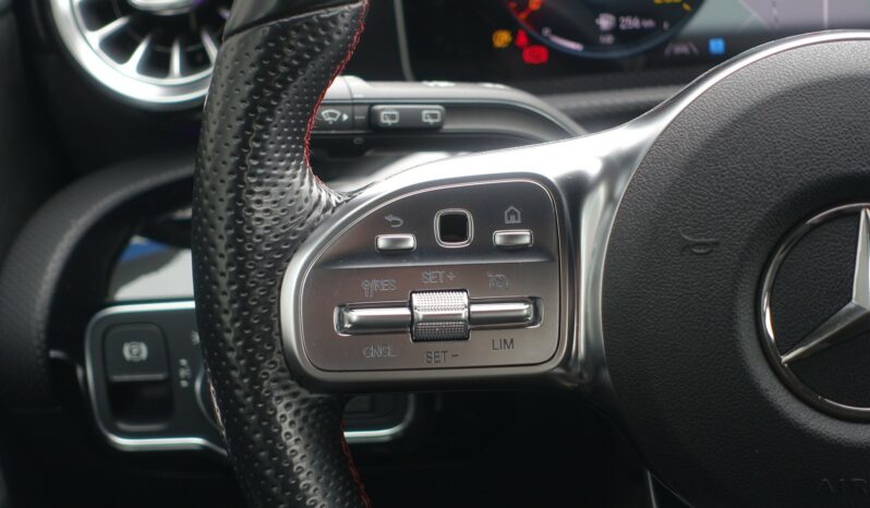 MERCEDES CLASSE A 180d AMG-LINE complet