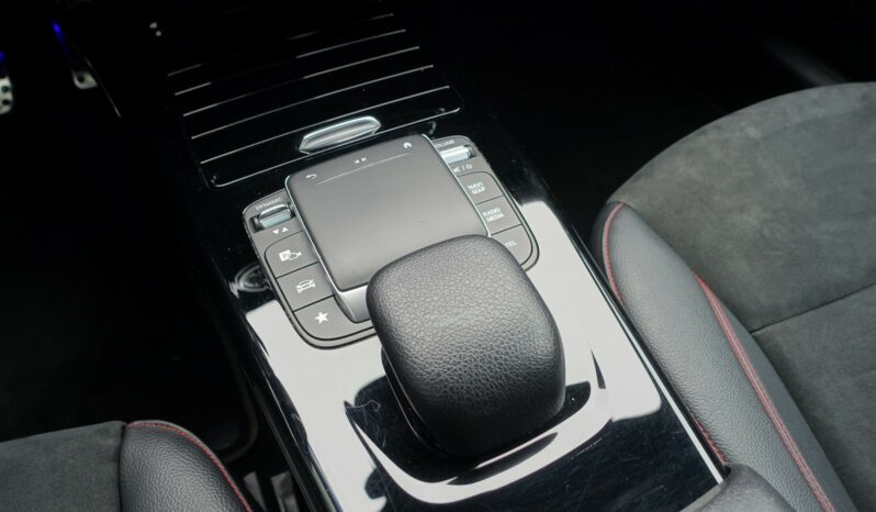 MERCEDES CLASSE A 250 E EQ POWER HYBRIDE 8G-DCT AMG-LINE complet