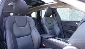 VOLVO XC 60 T8 AWD HYBRIDE RECHARGEABLE GEARTRONIC 390 CH  INSCRIPTION complet