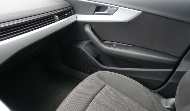 AUDI A4 AVANT 2.0L TDI complet