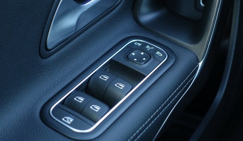 MERCEDES CLASSE A 250 E 8G-DCT 218 CH HYBRIDE RECHARGEABLE complet