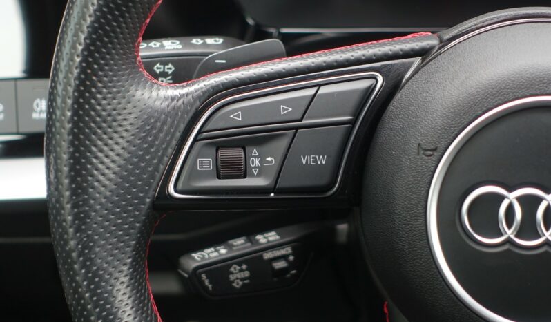 AUDI A3 SPORTBACK 45 COMPETITION TFSI E TRON S-TRONIC 245 CH HYBRIDE RECHARGEABLE  S-LINE complet