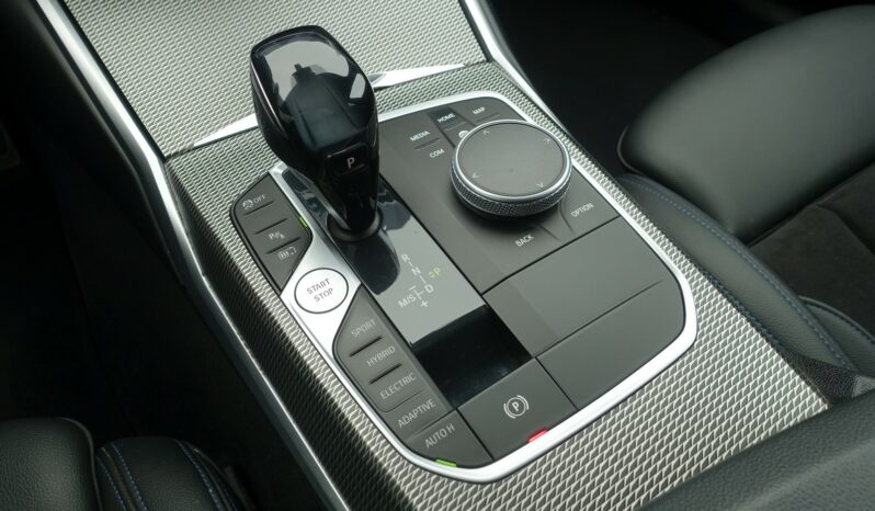 BMW 330 EA TOURING E-DRIVE HYBRIDE RECHARGEABLE BVA 184 CH + 83 KW SERIE 3 PACK M complet