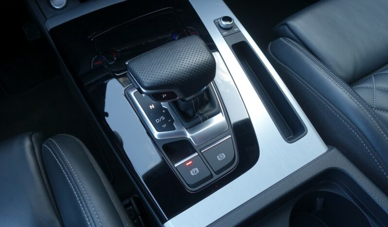 AUDI Q5 SPORTBACK 55 TFSI E QUATTRO S-TRONIC 252 CH + 115 CH HYBRIDE RECHARGEABLE S-LINE complet