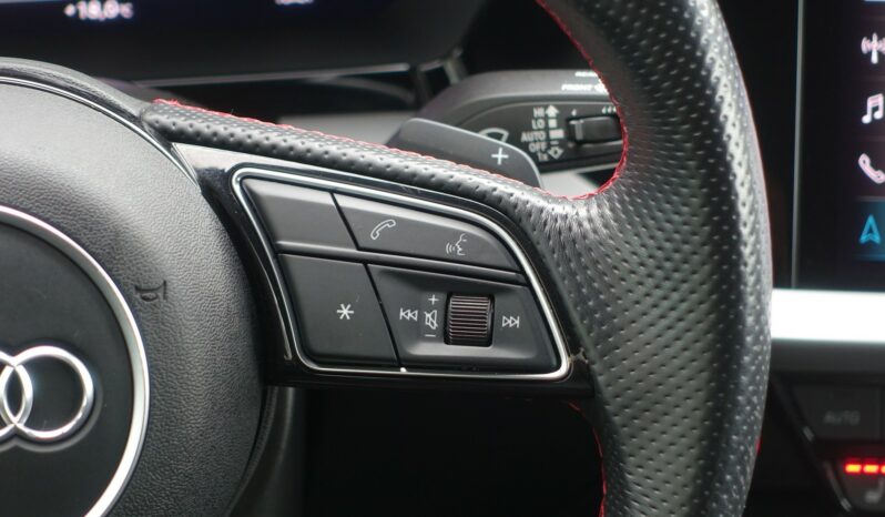 AUDI A3 SPORTBACK 45 COMPETITION TFSI E TRON S-TRONIC 245 CH HYBRIDE RECHARGEABLE  S-LINE complet