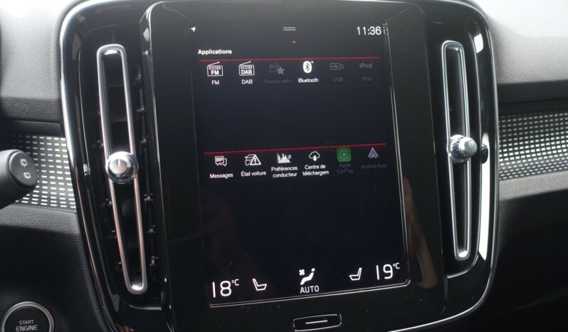VOLVO XC 40 T4 HYBRIDE RECHARGEABLE GEARTRONIC 211 CH R-DESIGN complet