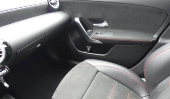 MERCEDES CLASSE A 180d AMG-LINE complet