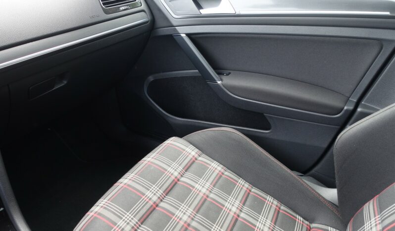 VOLKSWAGEN GOLF VII 2.0 GTI PERFORMANCE DSG7 245CH complet
