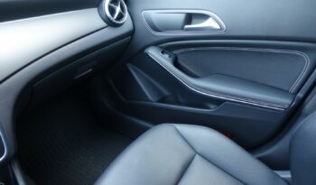 MERCEDES CLASSE CLA 220 D BERLINE 7G-DCT 163 CH complet