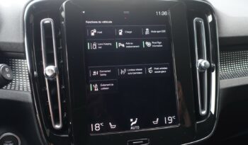 VOLVO XC 40 T4 HYBRIDE RECHARGEABLE GEARTRONIC 211 CH R-DESIGN complet