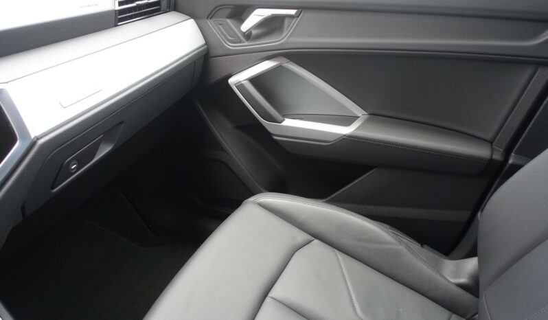 AUDI Q3 45 TFSI E S-TRONIC 245 CH HYBRIDE RECHARGEABLE complet