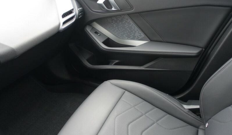 BMW 120IA 156 CH MHEV M-SPORT complet